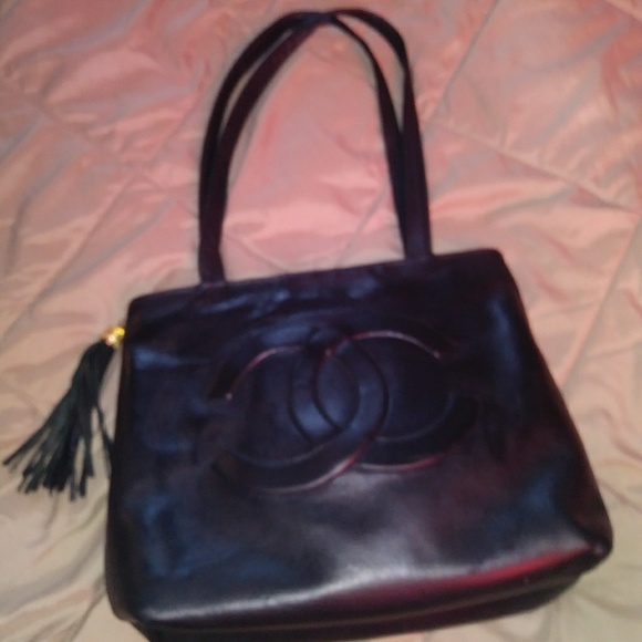 Vintage Chanel Hand Bag - Picture 2 of 2